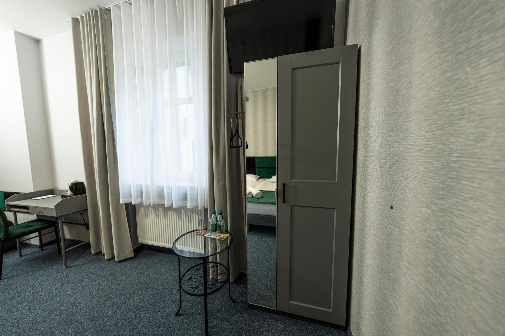 Elegant Apartments Poznan Ngoại thất bức ảnh